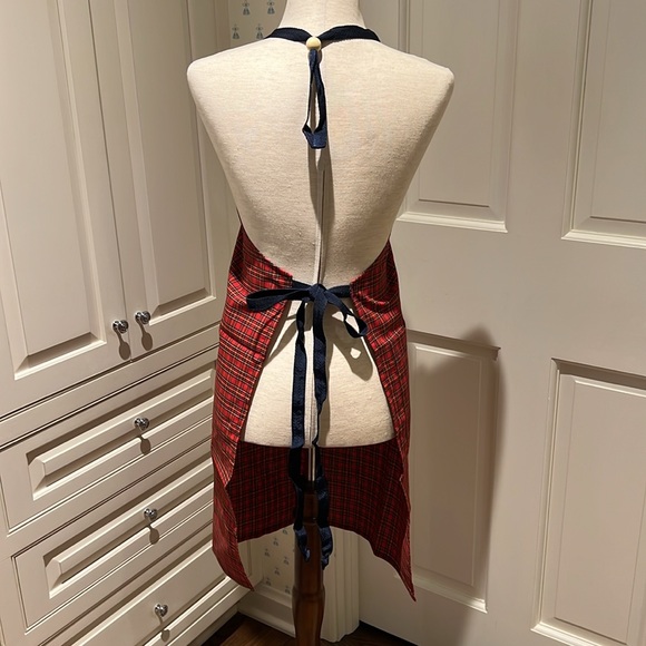 BRAND NEW RED PLAID FABRIC APRON - Picture 2 of 5